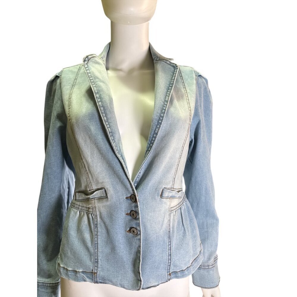 Curve Appeal Light Wash Denim Blazer Jacket Womens Medium Recycled Material NWT